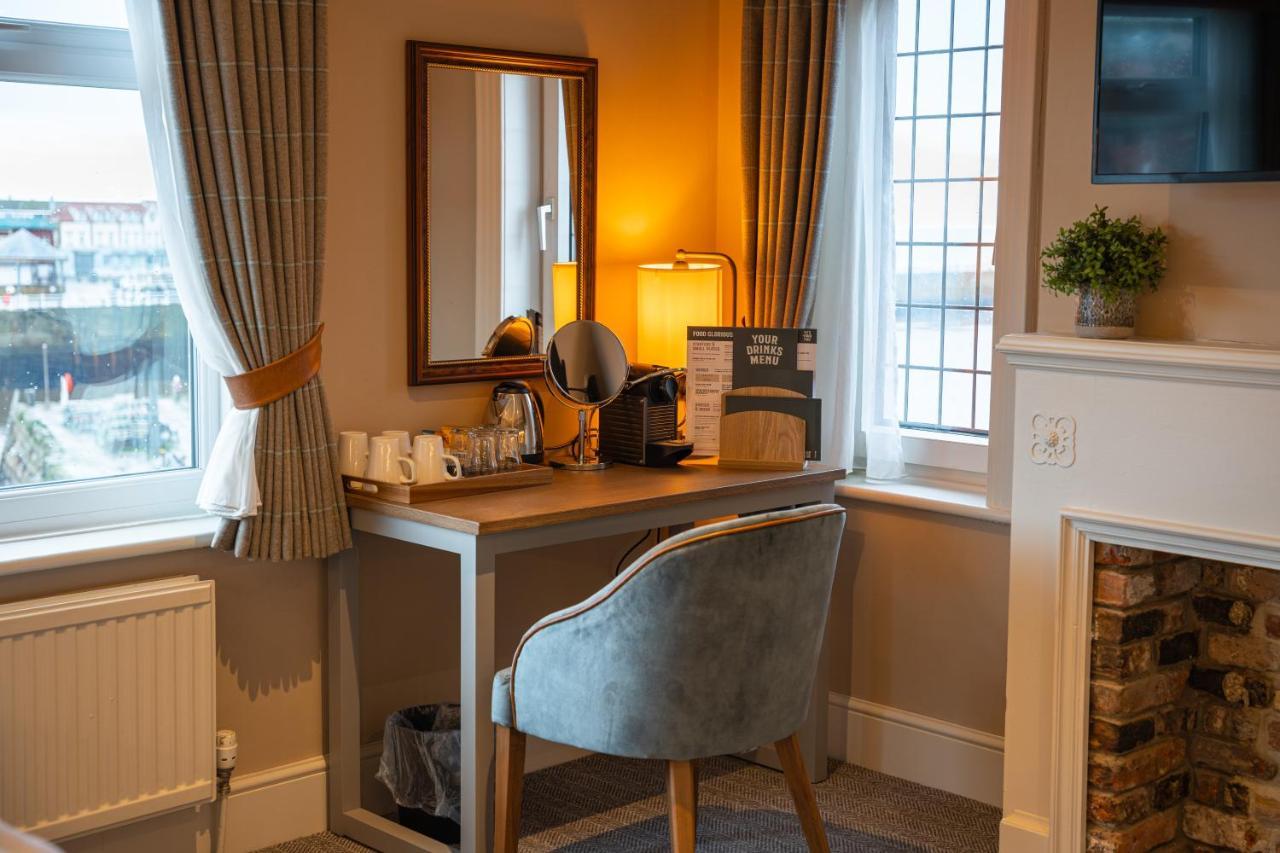Hotel Duke Of York Whitby Esterno foto