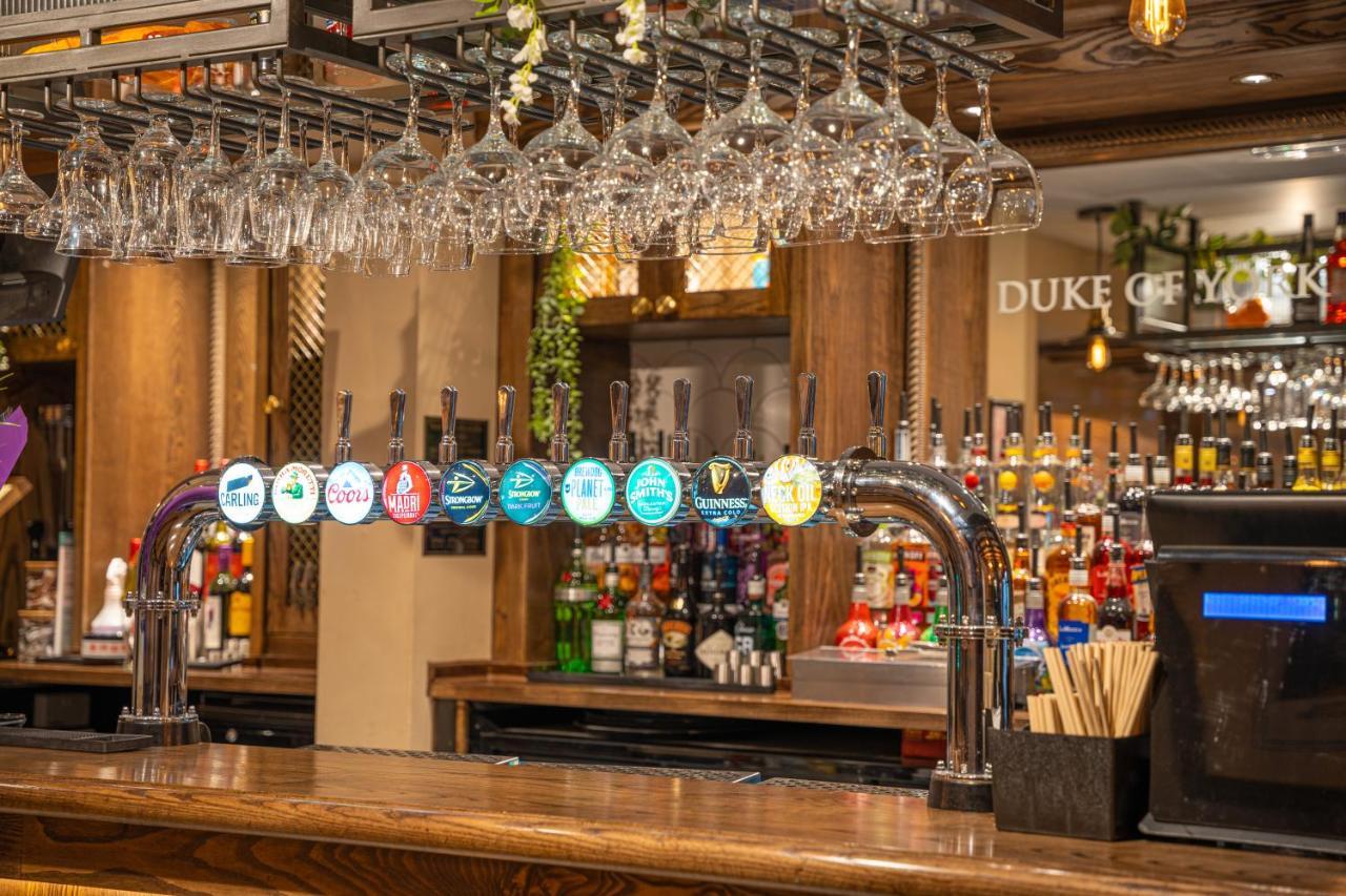 Hotel Duke Of York Whitby Esterno foto
