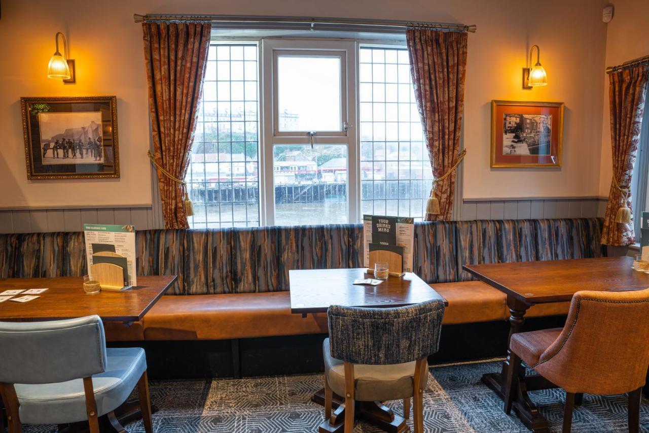 Hotel Duke Of York Whitby Esterno foto